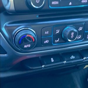 Meet your Posher, Antonio